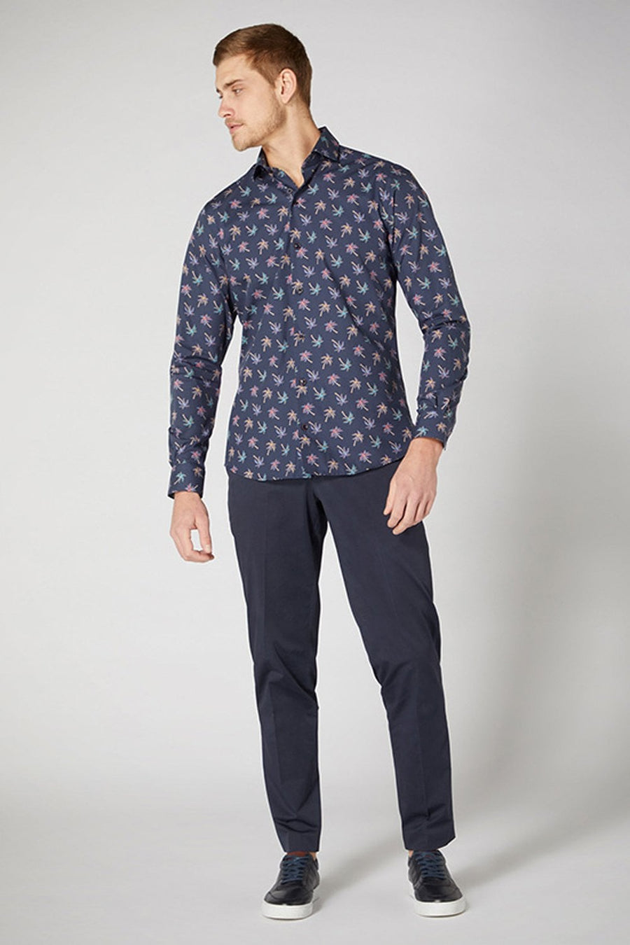 Buy the Remus Uomo Palm Tree Design L/S Shirt in Navy at Intro. Spend £50 for free UK delivery. Official stockists. We ship worldwide.