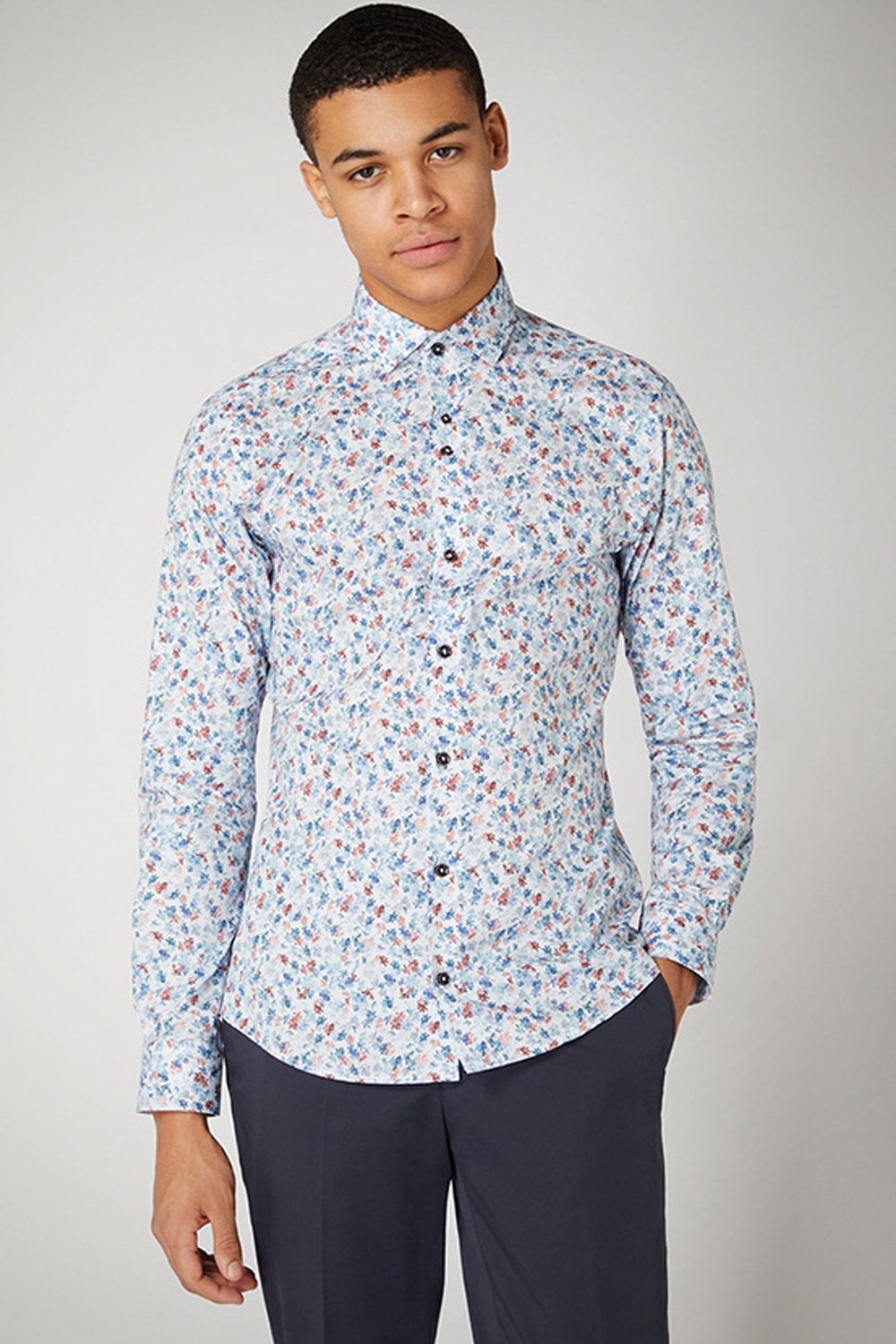 Buy the Remus Uomo Flower Design L/S Shirt in Blue/Red at Intro. Spend £50 for free UK delivery. Official stockists. We ship worldwide.