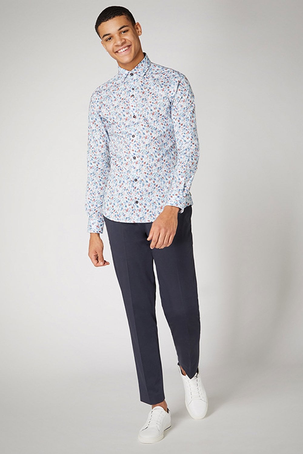 Buy the Remus Uomo Flower Design L/S Shirt in Blue/Red at Intro. Spend £50 for free UK delivery. Official stockists. We ship worldwide.