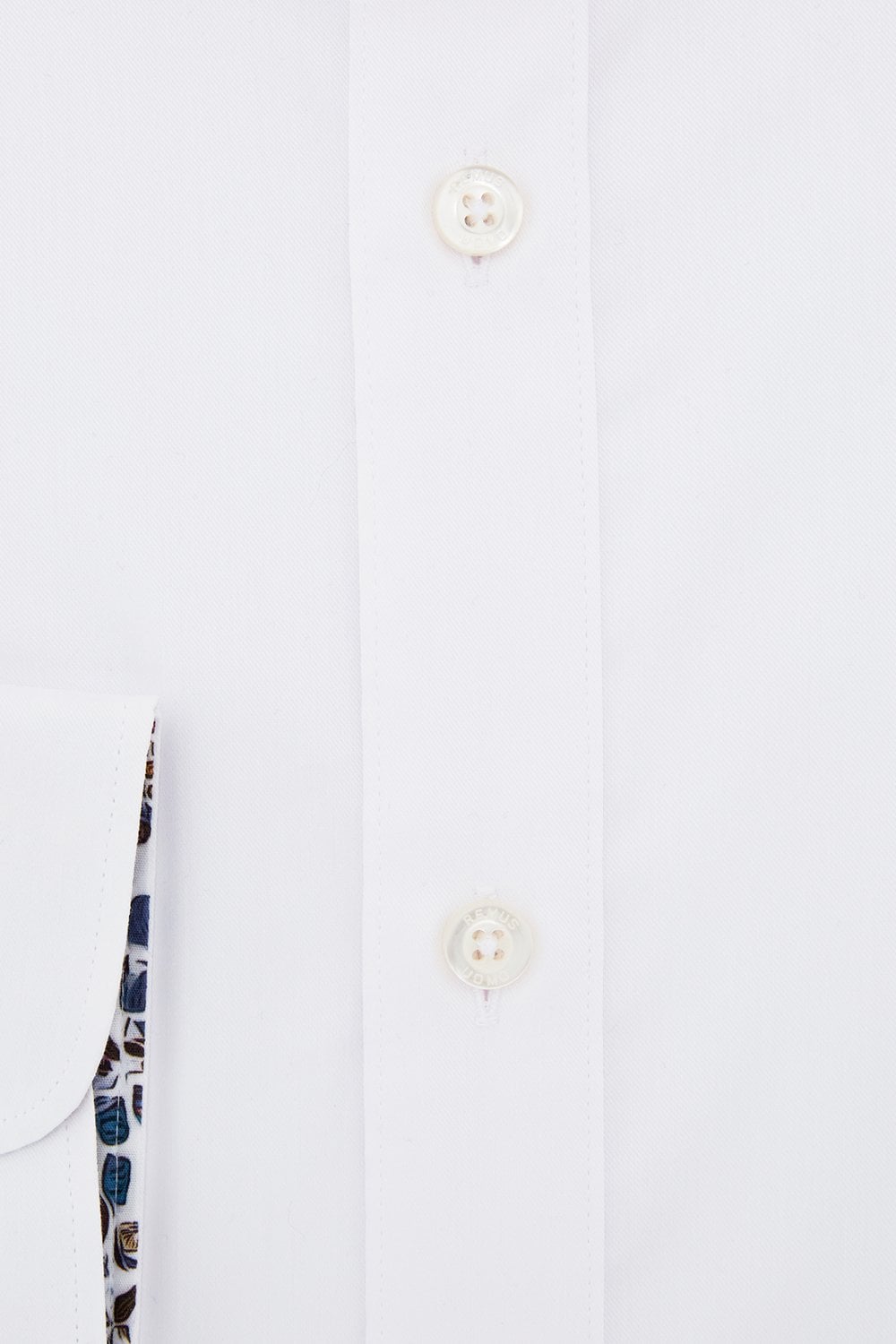 Buy the Remus Uomo 18446 Shirt in White at Intro. Spend £50 for free UK delivery. Official stockists. We ship worldwide.