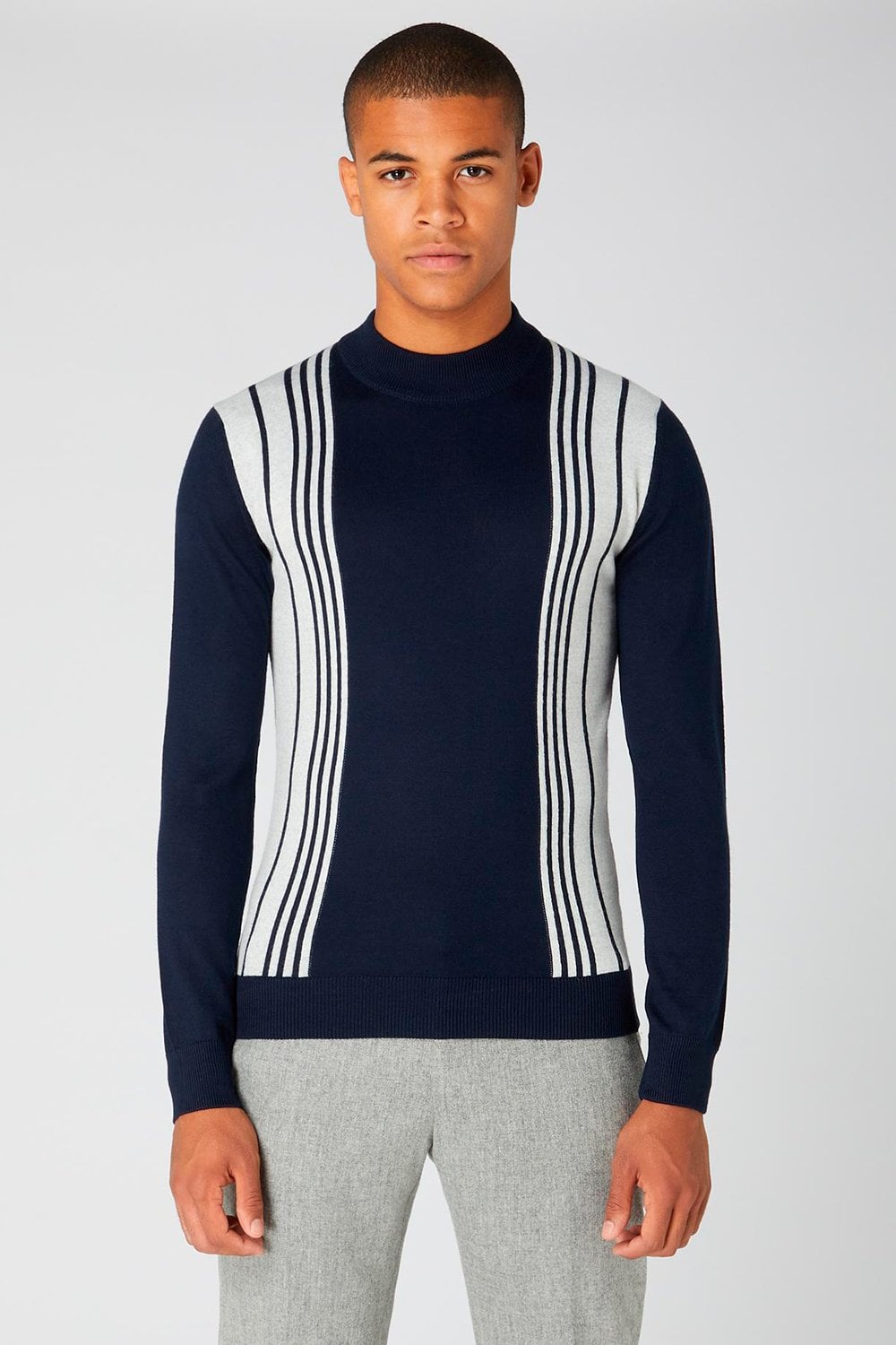 Buy the Remus Uomo 58653 Knitwear in Navy/Grey at Intro. Spend £50 for free UK delivery. Official stockists. We ship worldwide.