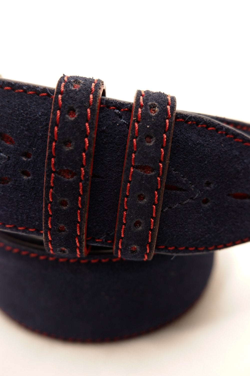Buy the Elliot Rhodes Sinarta Suede Belt in Navy/Red at Intro. Spend £50 for free UK delivery. Official stockists. We ship worldwide.