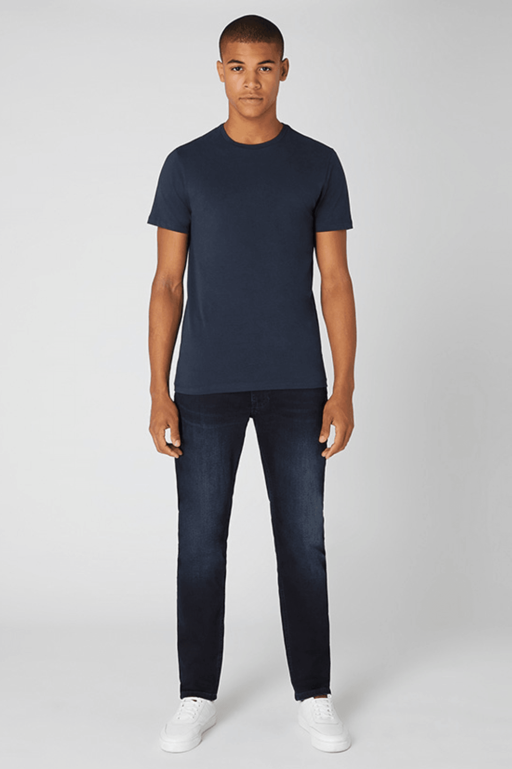 Buy the Remus Uomo Tapered Fit Cotton-Stretch T-Shirt in Navy at Intro. Spend £50 for free UK delivery. Official stockists. We ship worldwide.