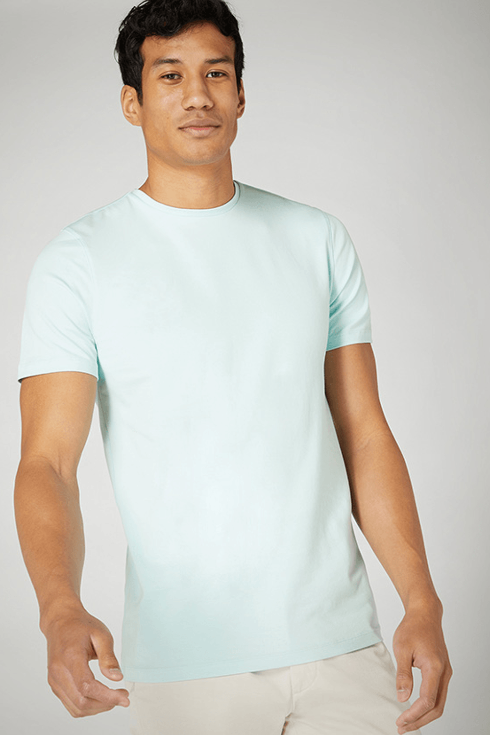 Buy the Remus Uomo Tapered Fit Cotton-Stretch T-Shirt in Turquoise at Intro. Spend £50 for free UK delivery. Official stockists. We ship worldwide.