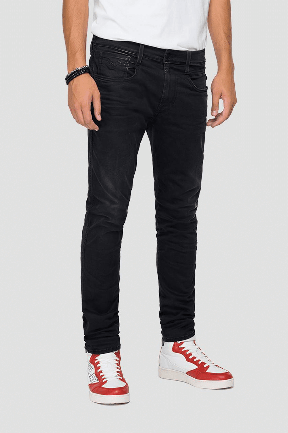 Buy the Replay Hyperflex X-Lite Anbass Jean in Washed Black at Intro. Spend £50 for free UK delivery. Official stockists. We ship worldwide.