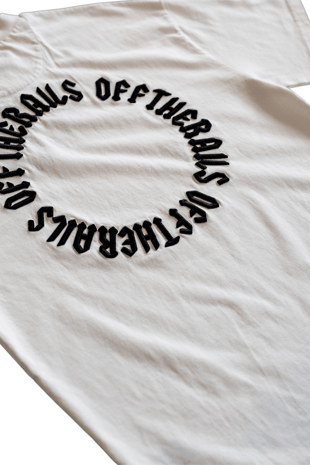 Buy the Off The Rails Target T-Shirt in Black/White at Intro. Spend £50 for free UK delivery. Official stockists. We ship worldwide.