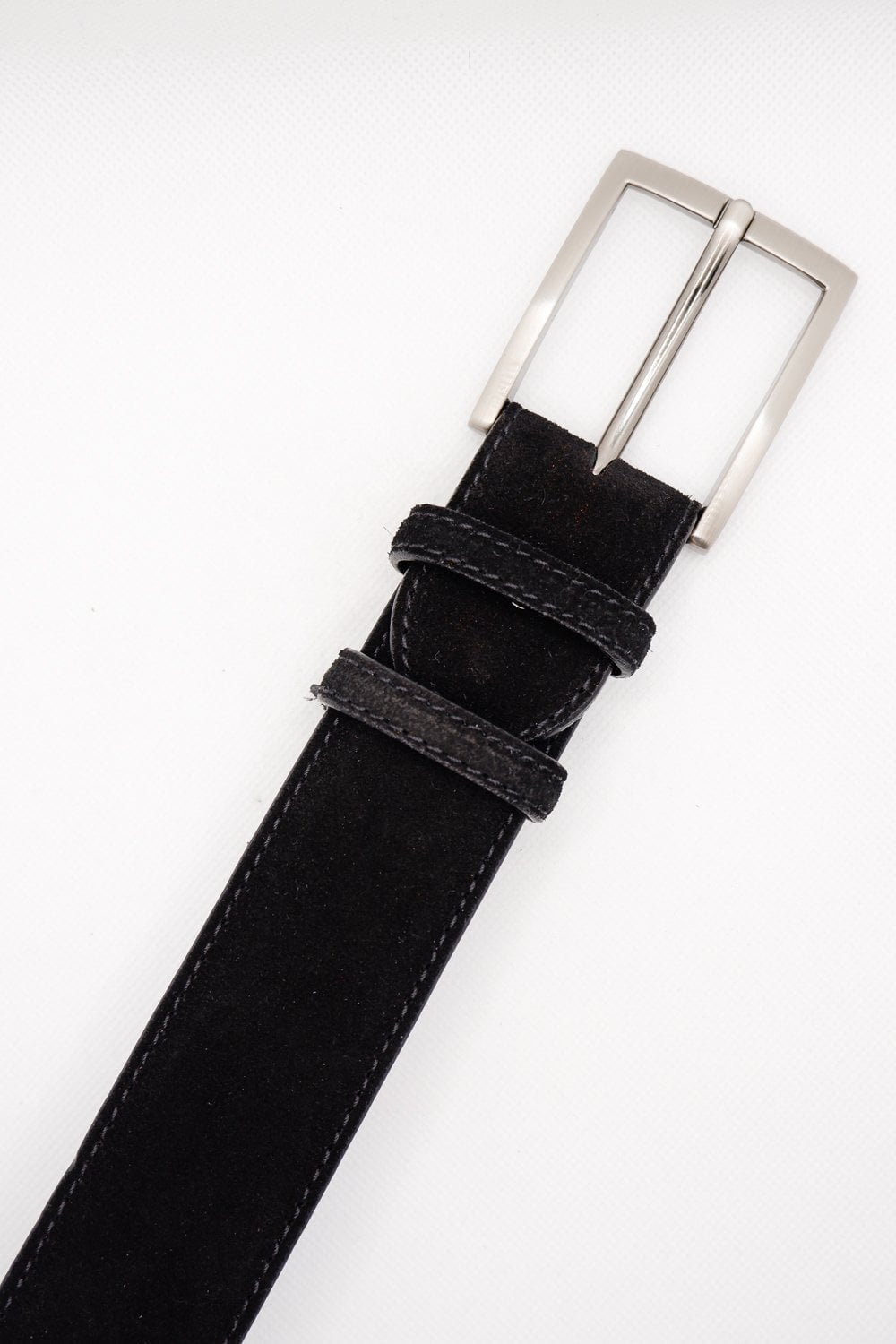 Buy the Elliot Rhodes Suede ER Belt Black at Intro. Spend £50 for free UK delivery. Official stockists. We ship worldwide.