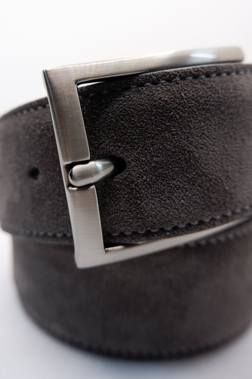 Buy the Elliot Rhodes Suede ER Belt Grey at Intro. Spend £50 for free UK delivery. Official stockists. We ship worldwide.