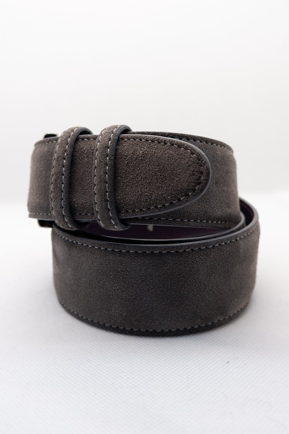 Buy the Elliot Rhodes Suede ER Belt Grey at Intro. Spend £50 for free UK delivery. Official stockists. We ship worldwide.