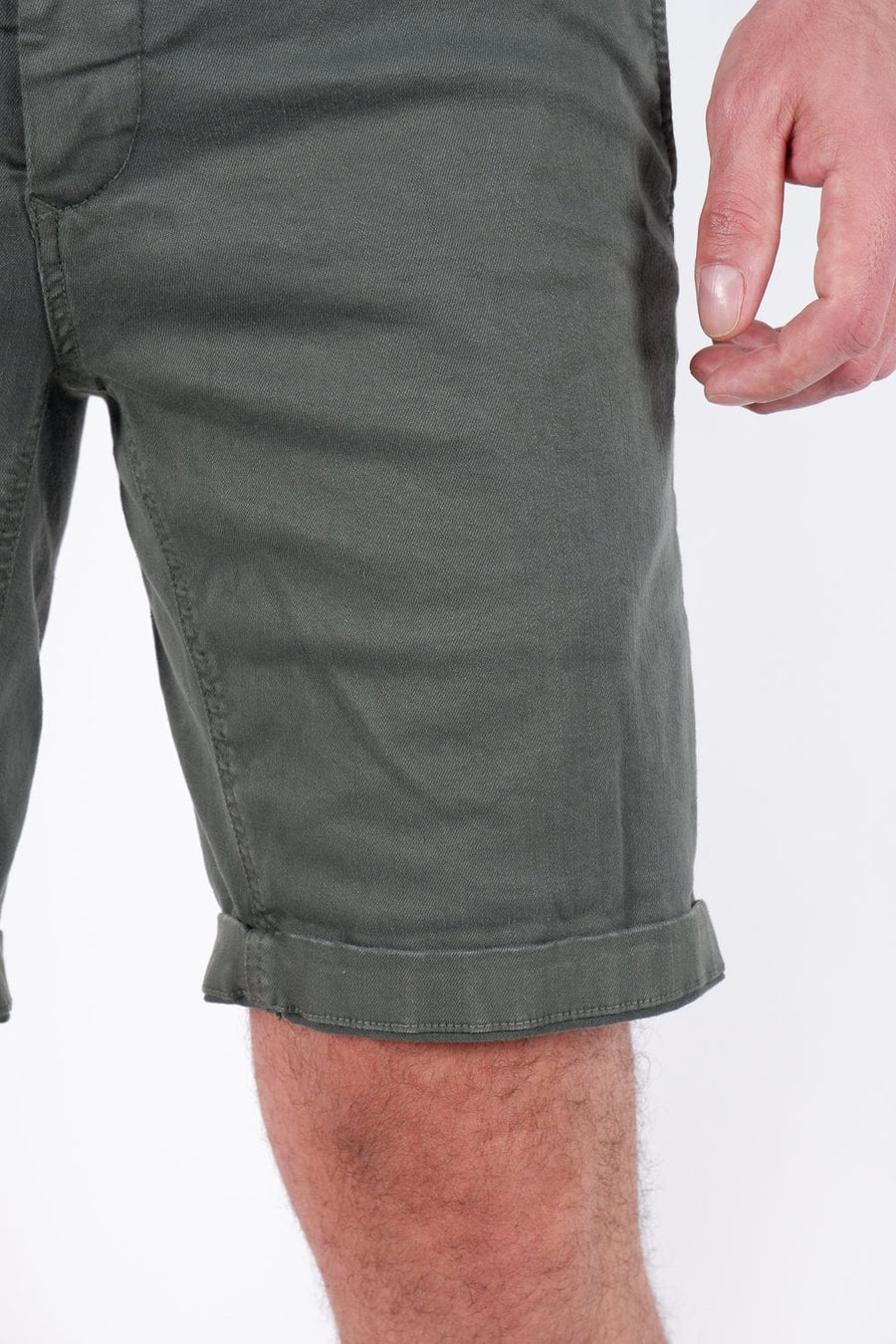Buy the Replay Hyperflex X-L.I.T.E.Benni Short in Khaki at Intro. Spend £50 for free UK delivery. Official stockists. We ship worldwide.