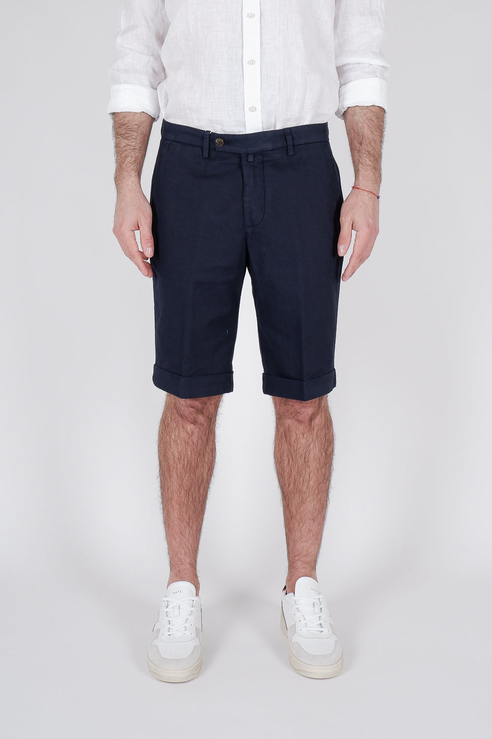 Buy the Briglia Italian Cotton Chino Shorts in Navy at Intro. Spend £100 for free UK delivery. Official stockists. We ship worldwide.