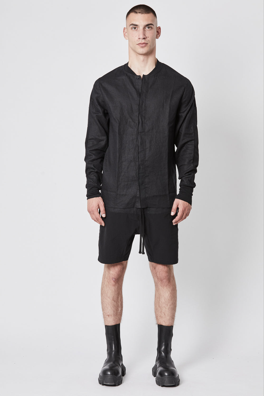 Buy the Thom Krom M H 134 Shirt in Black at Intro. Spend £50 for free UK delivery. Official stockists. We ship worldwide.