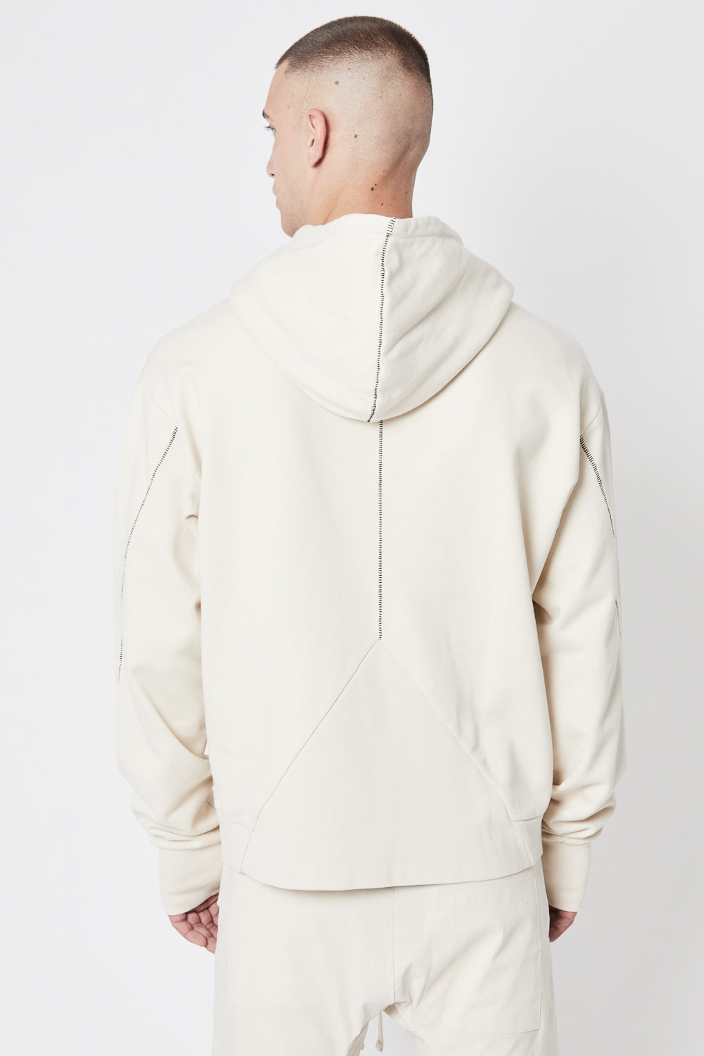 Buy the Thom Krom M S 156 Hoodie in Ivory at Intro. Spend £50 for free UK delivery. Official stockists. We ship worldwide.