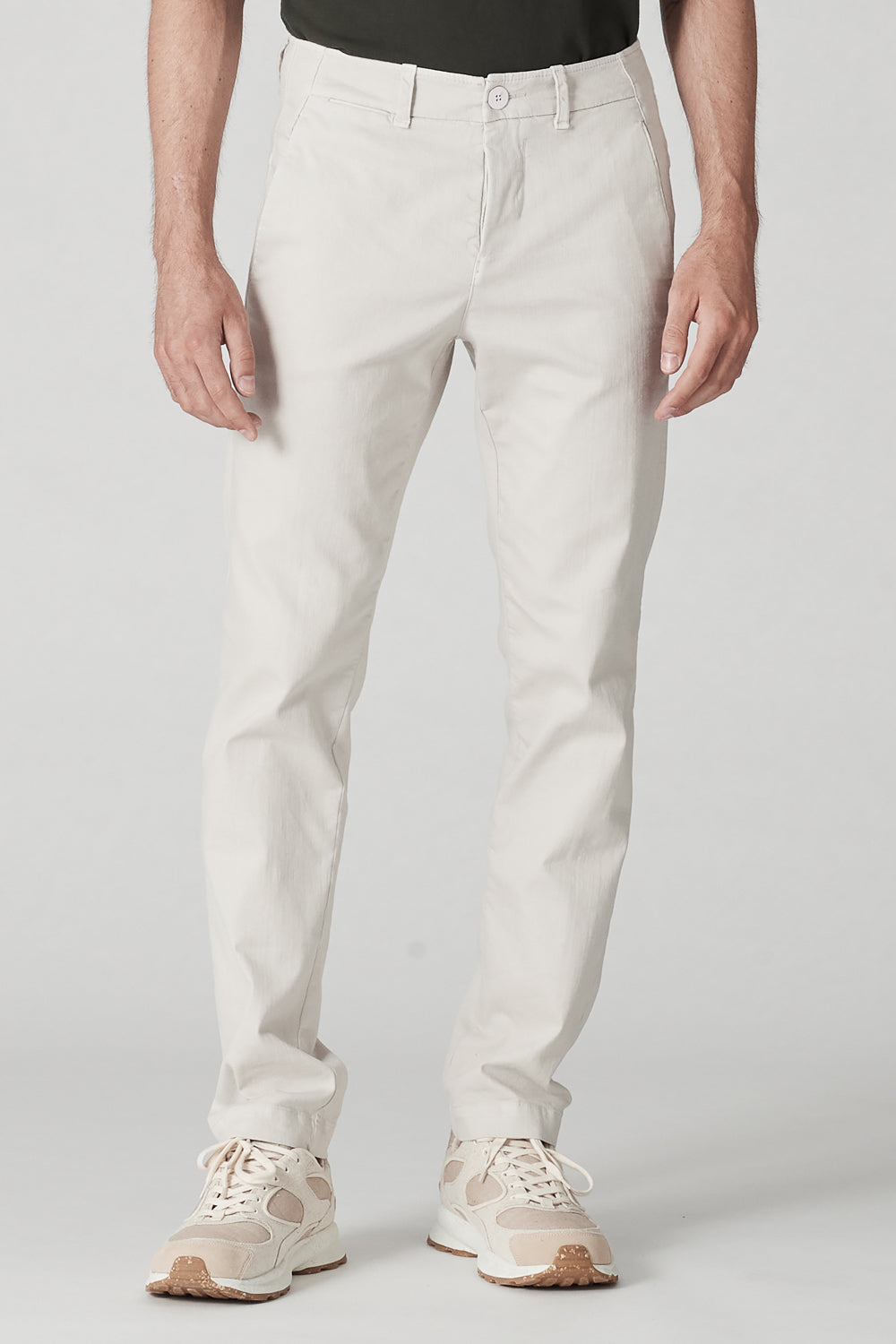 Buy the Transit Stretch Italian Cotton Chino Trousers in Ice at Intro. Spend £50 for free UK delivery. Official stockists. We ship worldwide.