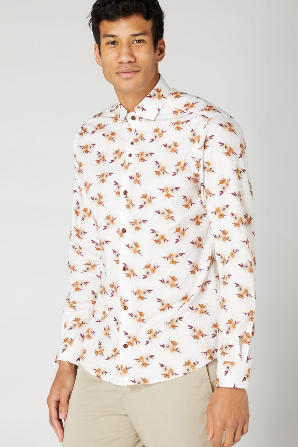 Buy the Remus Uomo Small Flower L/S Shirt White at Intro. Spend £50 for free UK delivery. Official stockists. We ship worldwide.