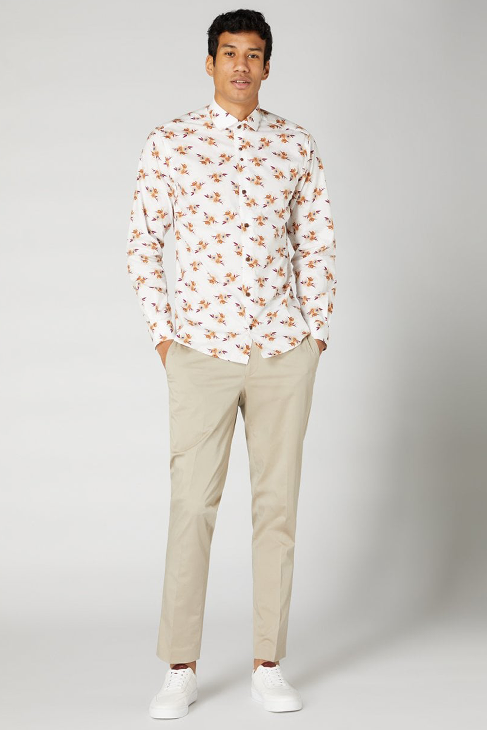 Buy the Remus Uomo Small Flower L/S Shirt White at Intro. Spend £50 for free UK delivery. Official stockists. We ship worldwide.