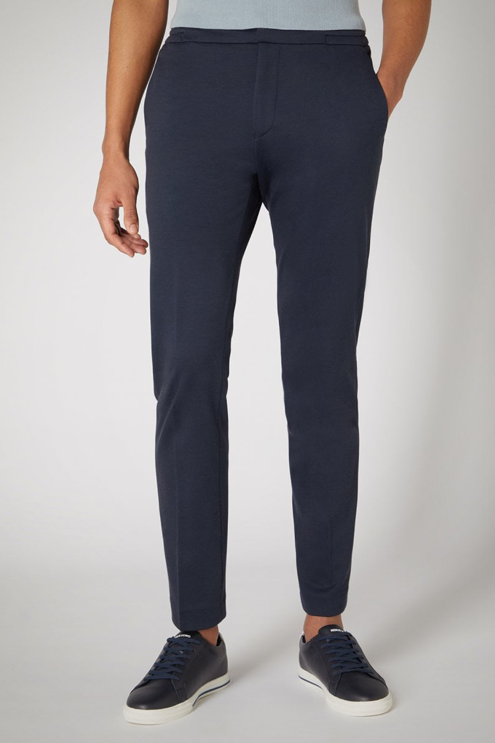 Buy the Remus Uomo Drawstring Waist Trouser Navy at Intro. Spend £50 for free UK delivery. Official stockists. We ship worldwide.