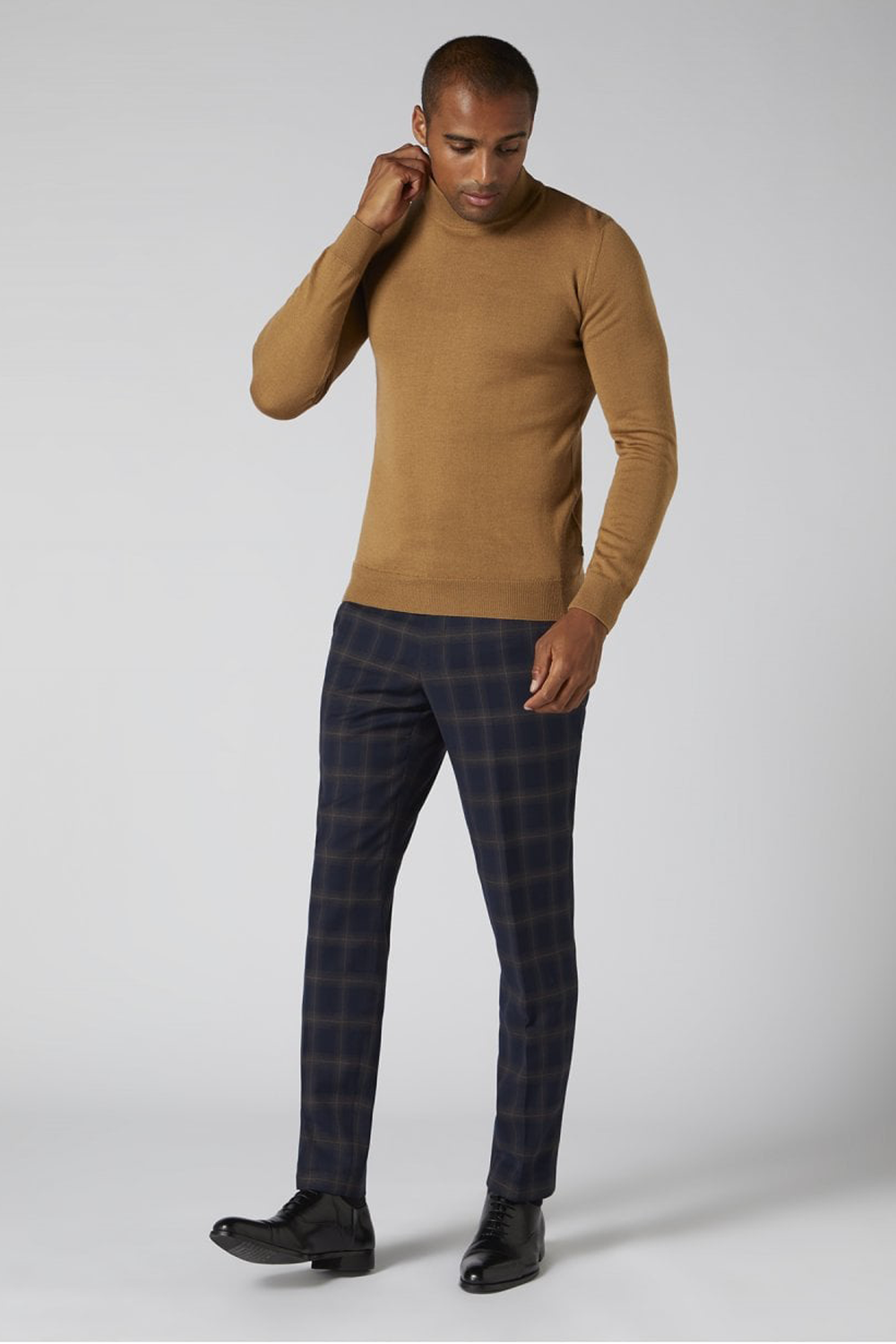 Buy the Remus Uomo Check Trouser Navy at Intro. Spend £50 for free UK delivery. Official stockists. We ship worldwide.